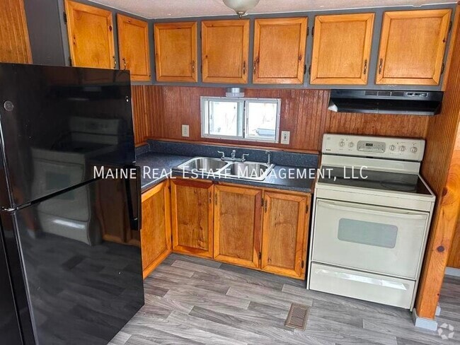 Building Photo - 715 College Ave Rental
