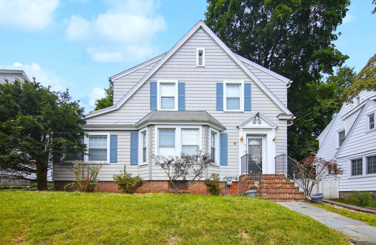 Photo - 15 Yates Ave (Waterbury, CT)