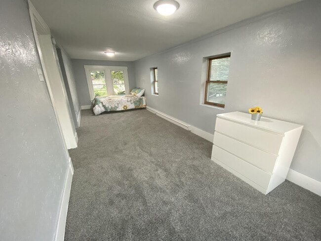422 S 6th St Unit 1