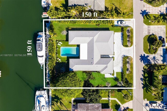 Photo - 424 Alamanda Dr