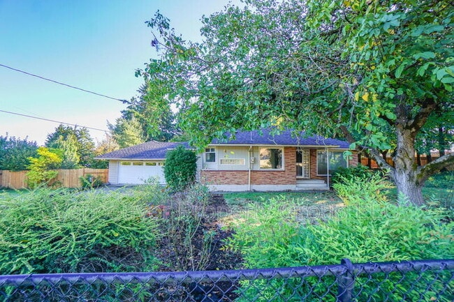 Photo - 8709 NE 63rd St