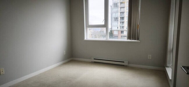 Photo - 9868 Cameron St