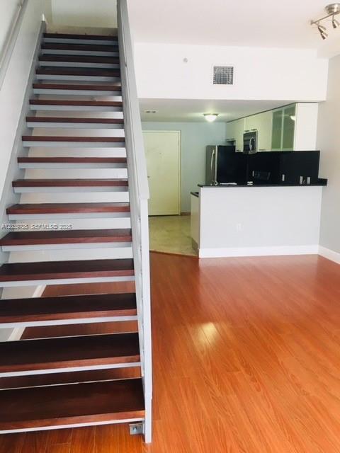 Photo - 3339 Virginia St Unit 105