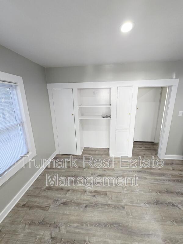 Photo - 433 W Garfield Ave