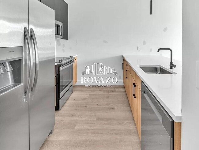 Photo - 39 Madison St Unit 404, 505, 510