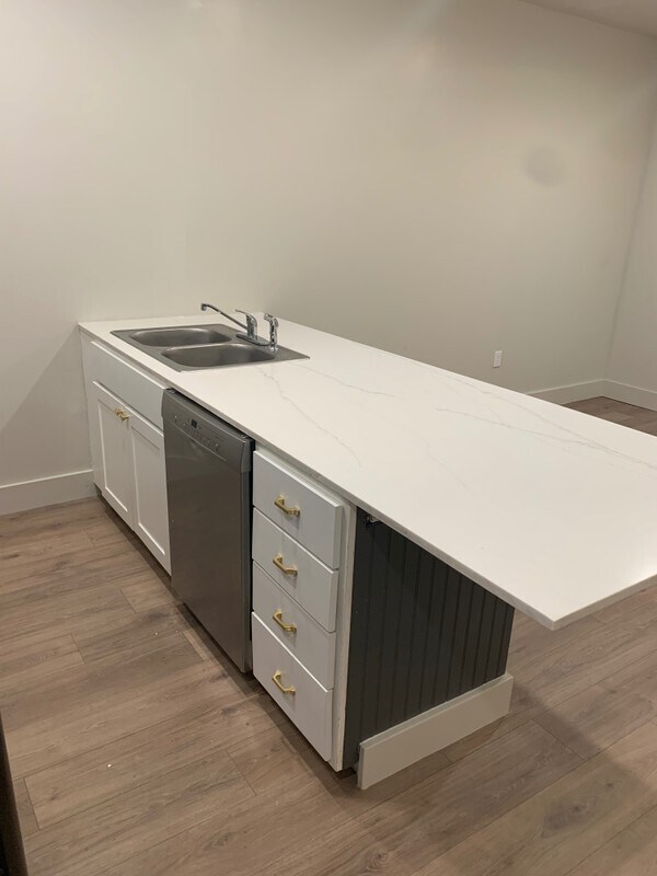 Photo - 154 W 800 S