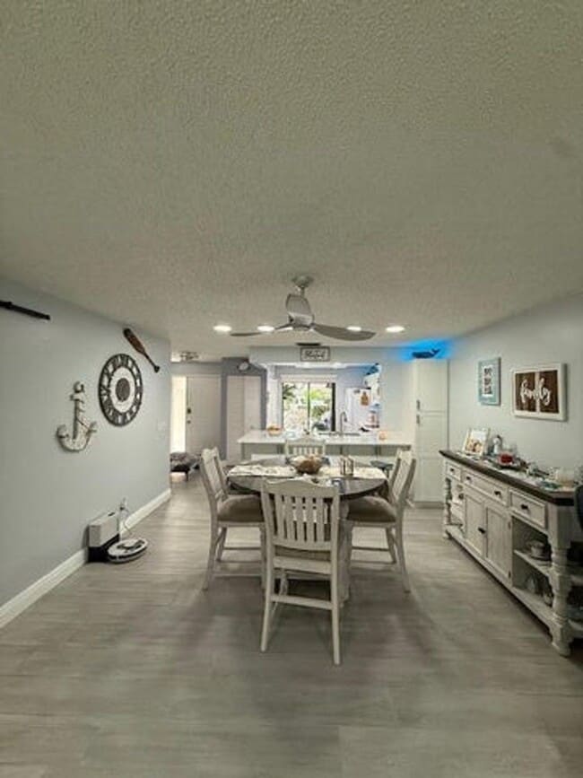 Photo - 131 Manchineel Ct