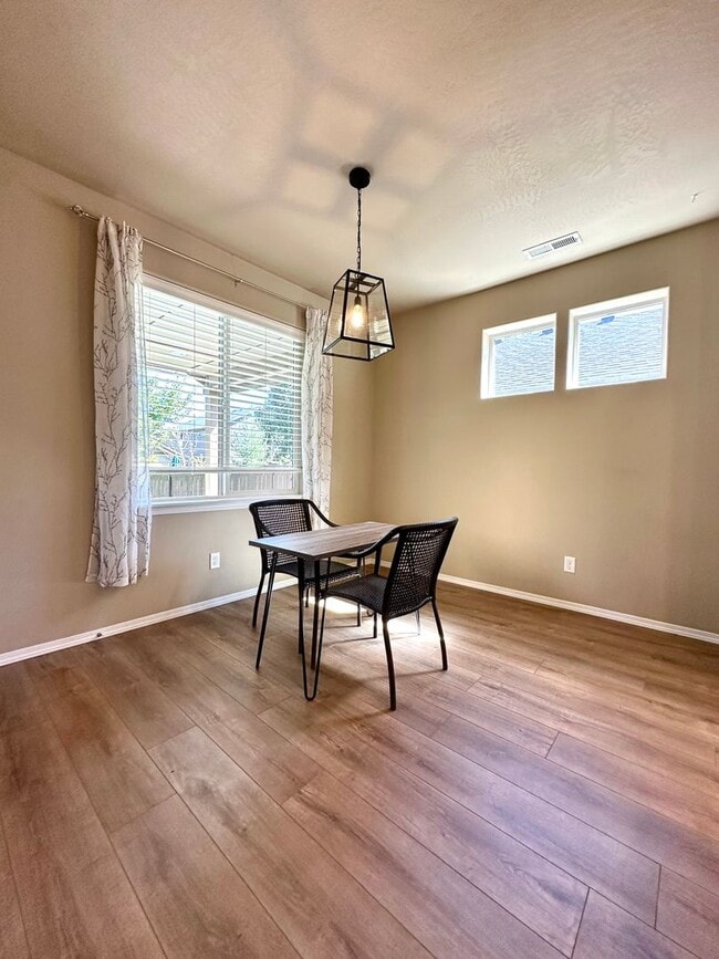 Photo - 61158 SW Teton Ln