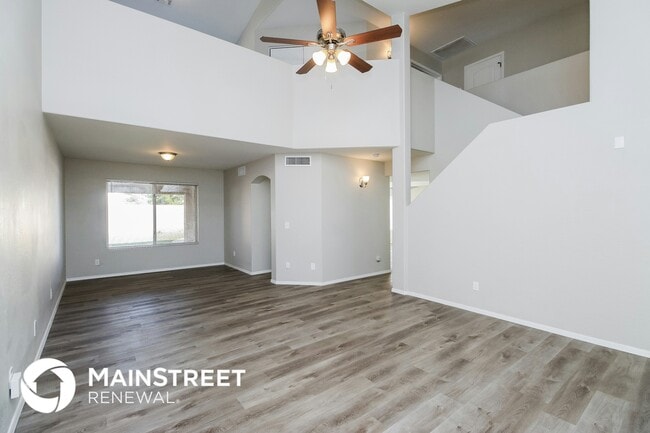 Photo - 897 N Kingston St