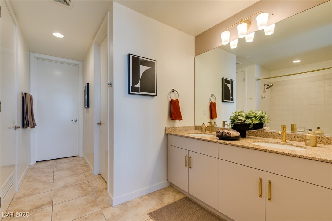 Photo - 353 E Bonneville Ave Unit 343