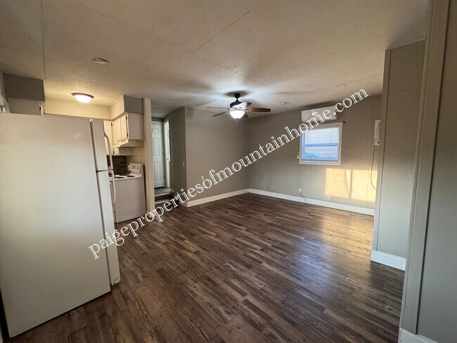 Photo - 49 Christopher Ln Unit #2