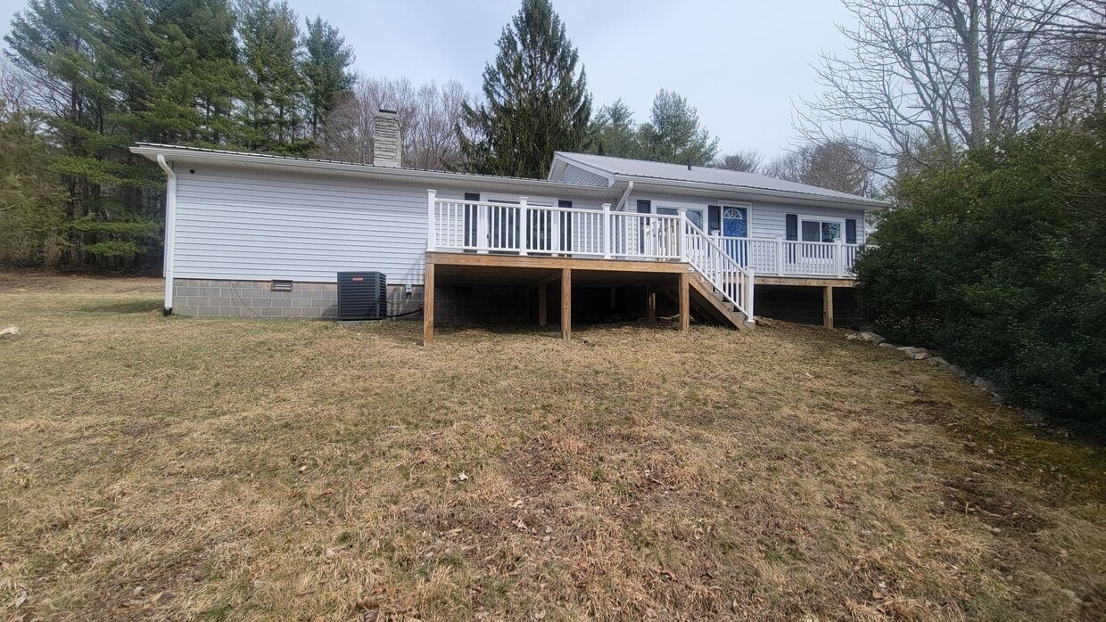 Photo - 102 Banner Hill Drive
