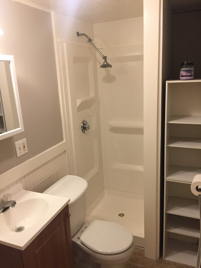 Photo - 215 Madison St Unidad B