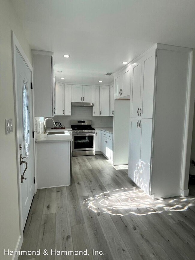 Photo - 2 br, 1 bath House - 6845 Texhoma Ave.