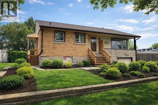 Photo - 148 Siebert Ave