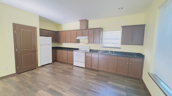 Photo - 211 Fig Dr Unit #4