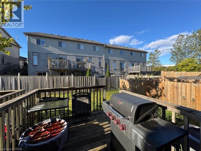 Photo - 517 Northbrook Pl