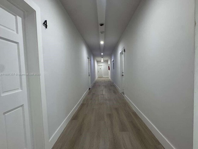Photo - 2425 SW 6th St Unidad 5A