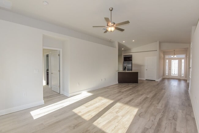 Photo - 4 Bedroom/2 Bath