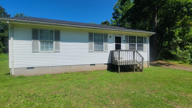 Building Photo - 160 Lancaster Creek Dr Rental