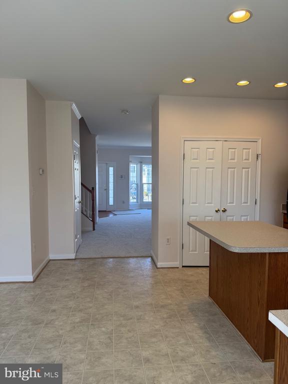 Building Photo - 144 Keating Cir