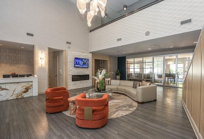 Photo - 711 Cosmopolitan Dr NE Unit 338