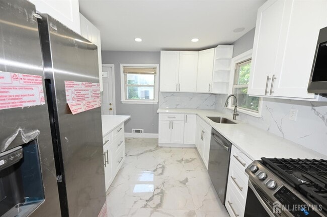 Photo - 210 S 9th Ave