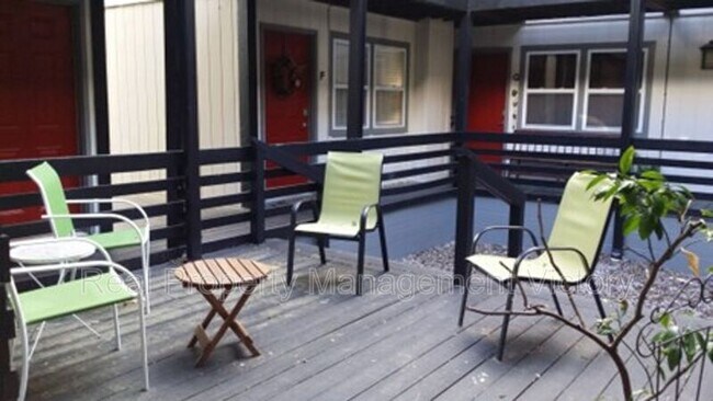 Photo - 1171 16th Ave S