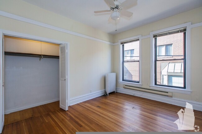 Building Photo - 1224 N Dearborn St Unit 1216-B1 Rental