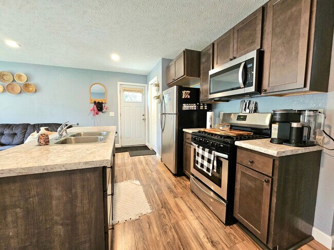 Photo - 3402 Max Paulsen Dr