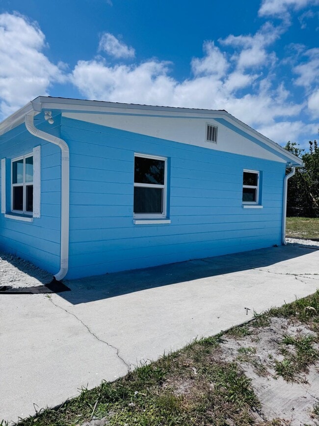 Photo - 517 N 25th St