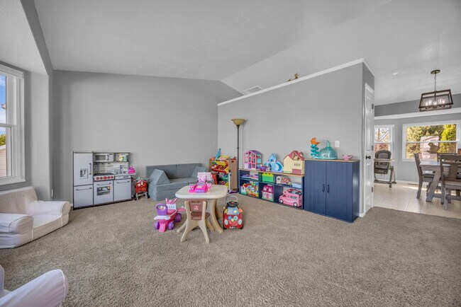 Photo - 5419 S 4125 W