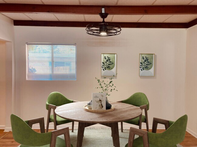 Photo - 1428 Vassar Dr NE Unit C