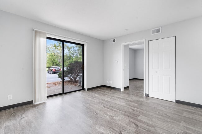 1 Bed Living Room - Breckenridge Apartments