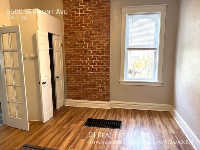 Photo - 5500 Vermont Ave