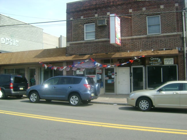 Photo - 438 Hazle St Unit 2 fl