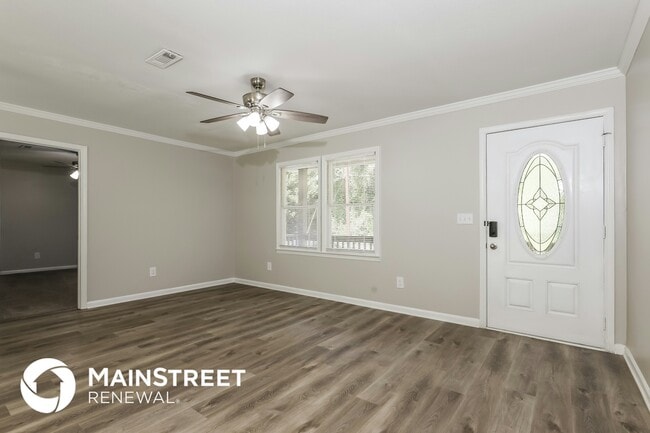 Photo - 374 Scott Blvd