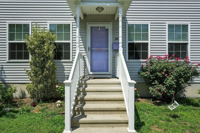24 Porter St