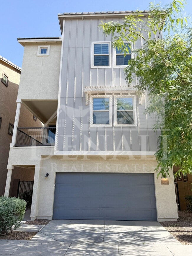 Photo - 731 W Winchester Dr