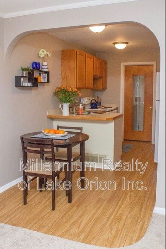 Photo - 3857 Oak Knoll Rd