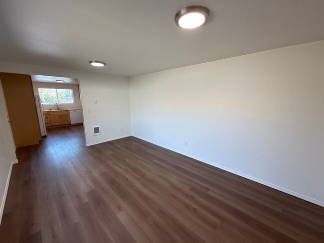 Photo - 1505 NW Highland Dr