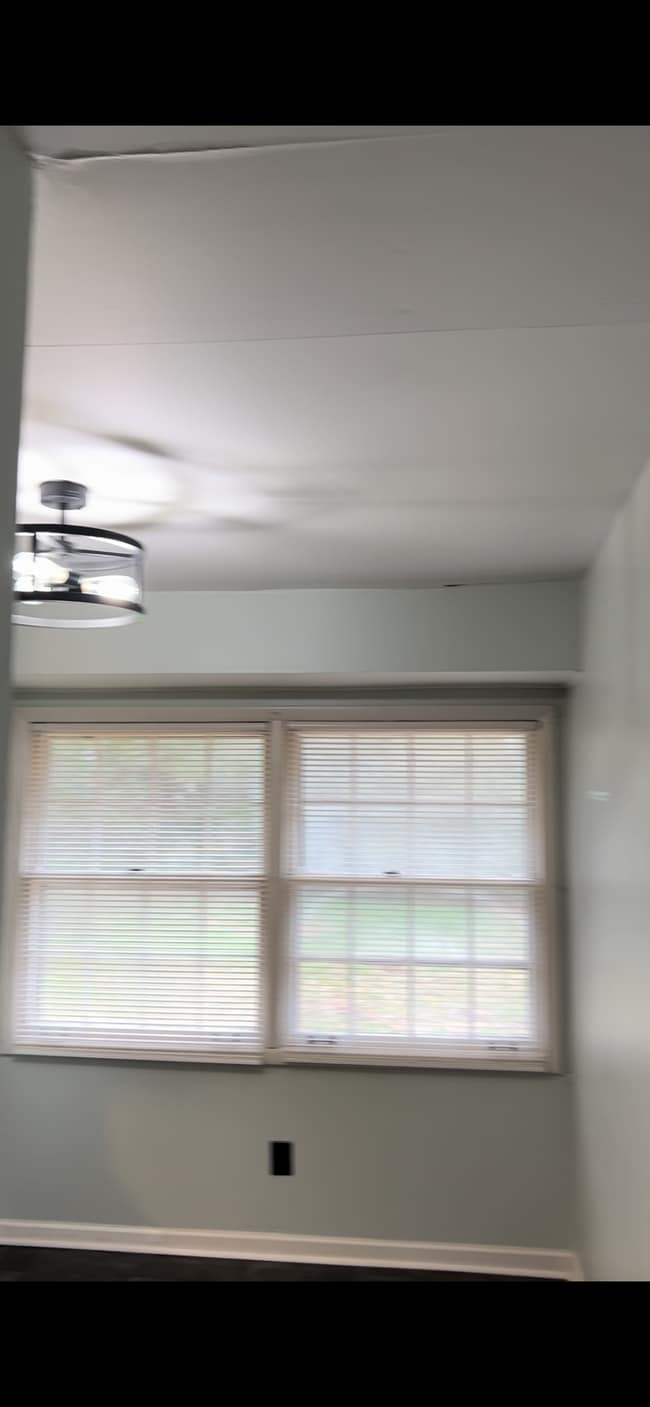 Photo - 421 Charles Dr