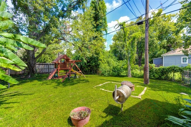 Building Photo - 511 Fugate St