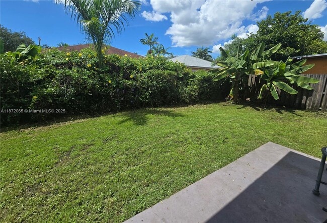 Photo - 208 SW 15th Pl