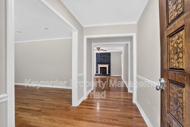 Photo - 5108 Lakeshore Ct
