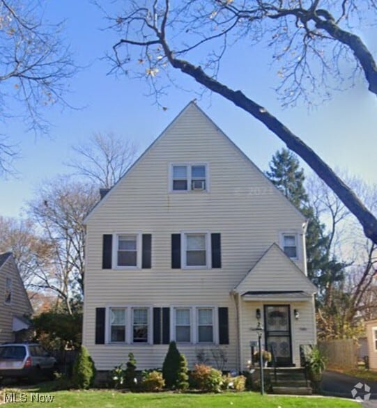 Building Photo - 3667 Stoer Rd Unit Up Rental