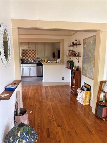 Photo - 1420 W 10th St