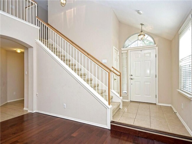 Photo - 11113 Crazy Well Dr