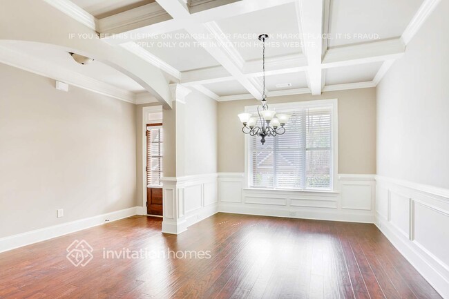 Photo - 227 Dublin Way