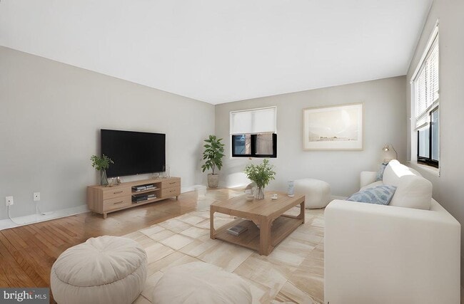 Photo - 131 Forest Ave Unit 2A